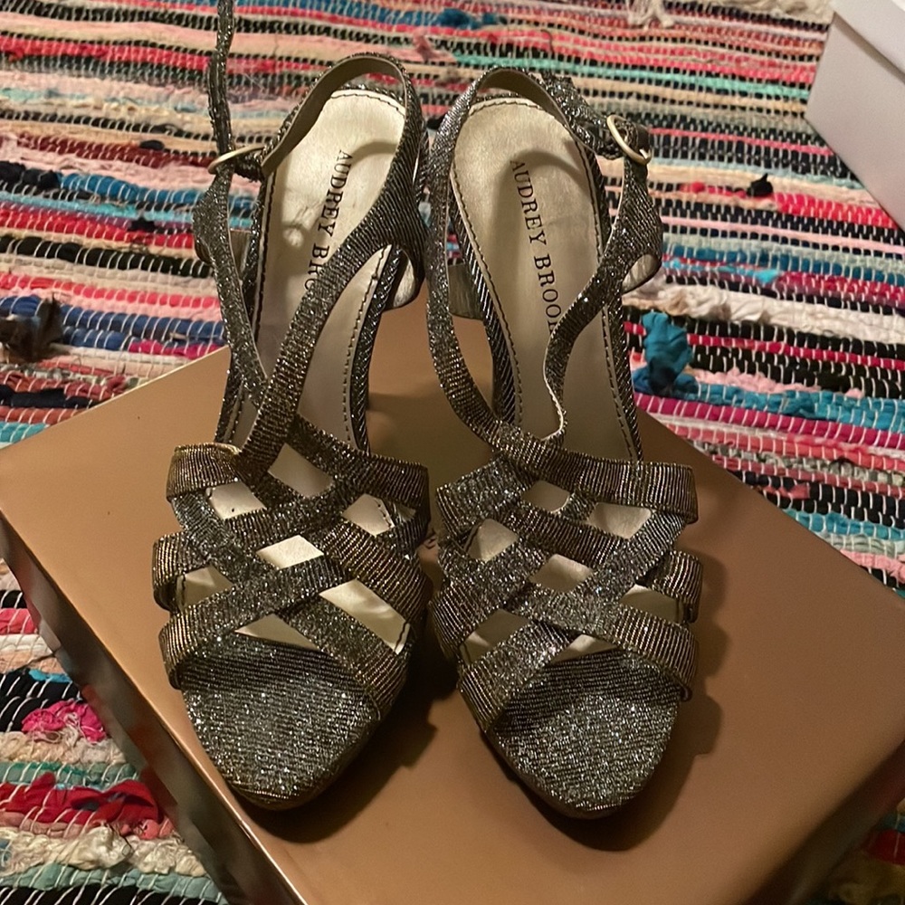 Open Toe Heels - Picture 2 of 6